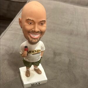 2003 max B104.3 classic rock ltd edition bobble head.